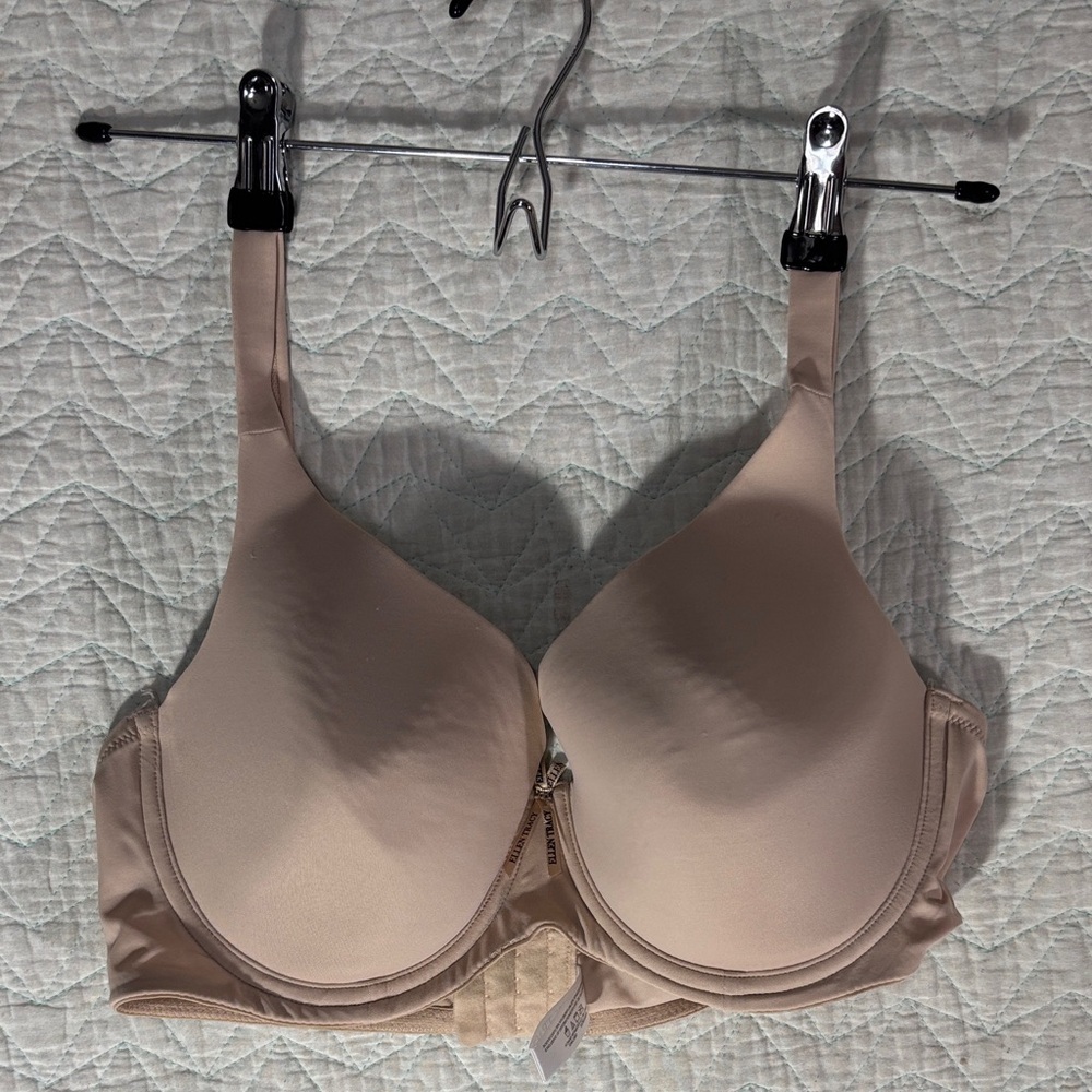 Ellen Tracy Smooth Light Nude T-Shirt Bra